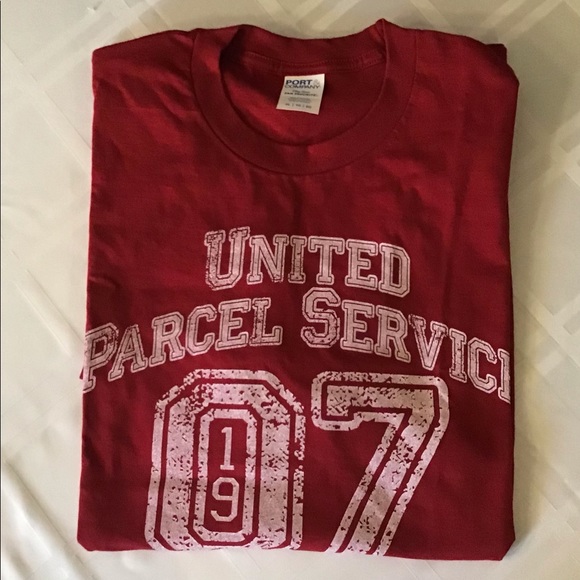 New, never worn. Red UPS T-Shirt. Size XL. - Picture 1 of 2